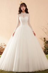 Timeless Graceful High-Neck Lace Bridal Gown with Long Sleeves